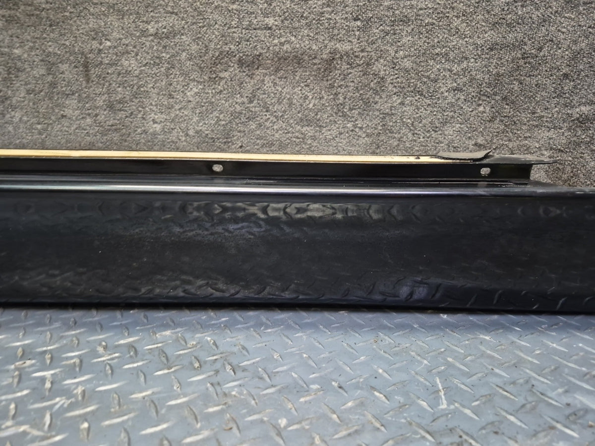 1994-1997 BMW E31 840Ci Left & Right Side Skirt Rocker Panel Molding Set Damaged