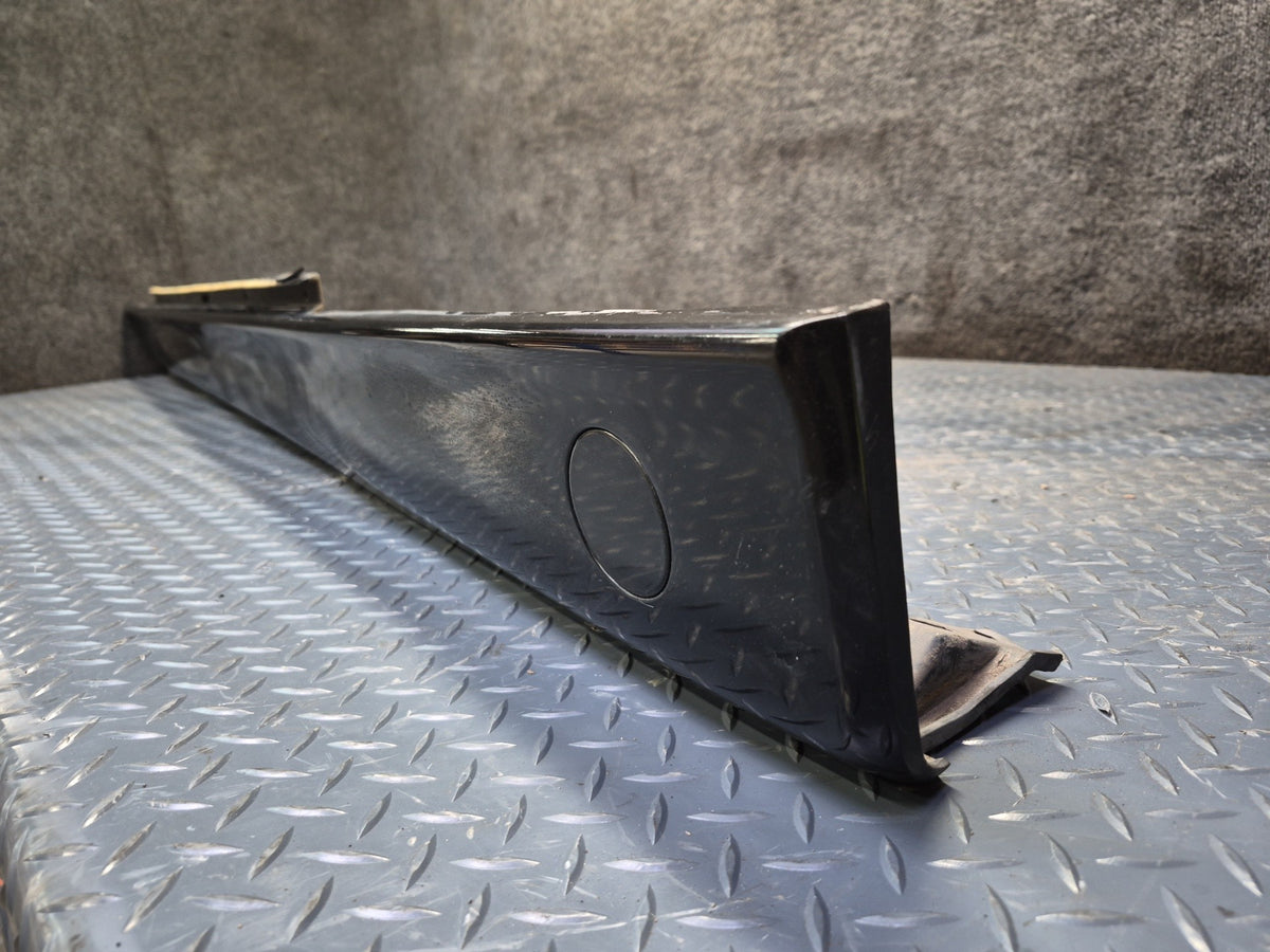 1994-1997 BMW E31 840Ci Left & Right Side Skirt Rocker Panel Molding Set Damaged