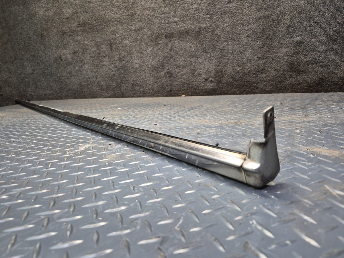 84-88 Toyota Cressida MX73 Sedan Left Side Skirt Rocker Panel Molding Chrome OEM