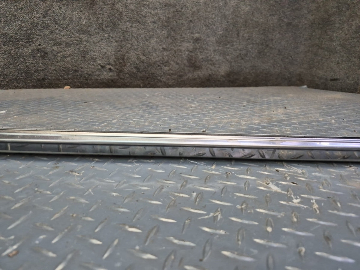 84-88 Toyota Cressida MX73 Sedan Left Side Skirt Rocker Panel Molding Chrome OEM