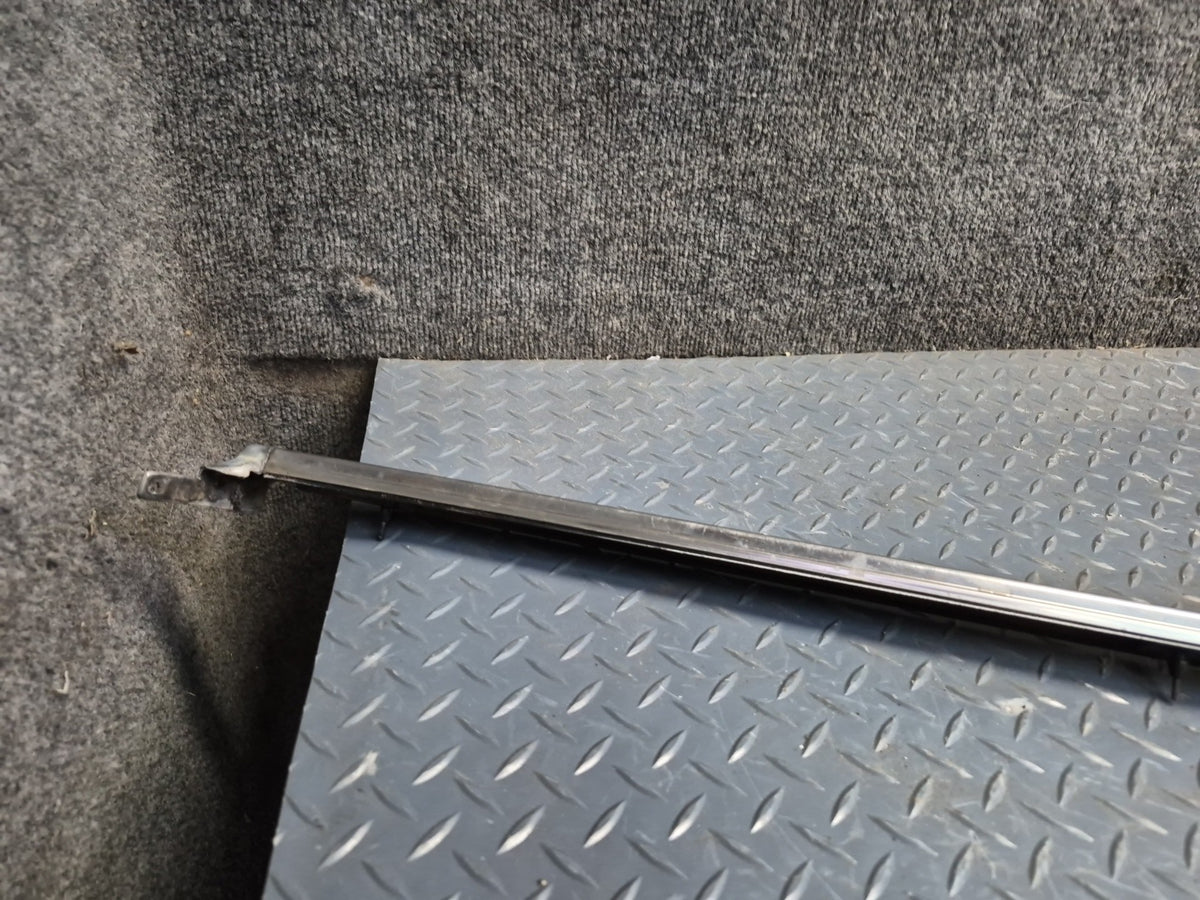 84-88 Toyota Cressida MX73 Sedan Left Side Skirt Rocker Panel Molding Chrome OEM