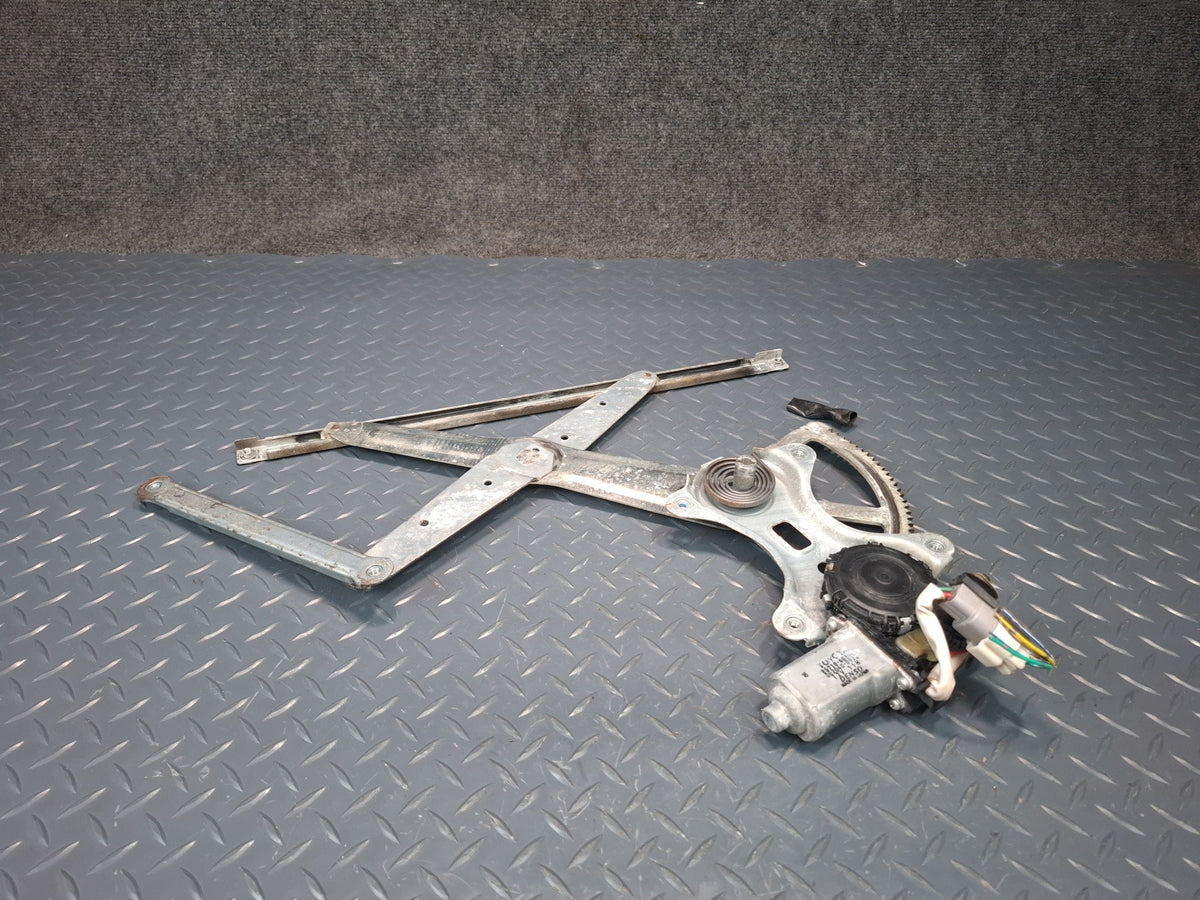 1998-2007 Lexus UZJ100L LX470 Front Right Door Window Regulator W/ Motor