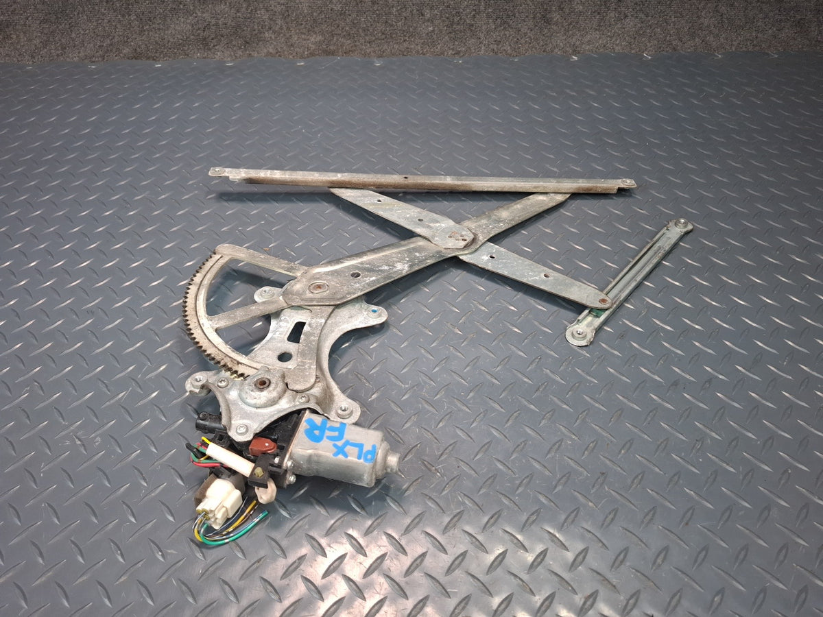 1998-2007 Lexus UZJ100L LX470 Front Right Door Window Regulator W/ Motor