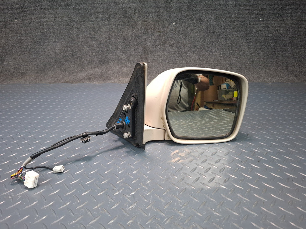 2006-2007 Lexus UZJ100L LX470 Right Door Heated Exterior Side View Power Mirror