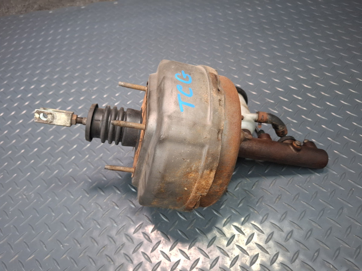 85-88 Toyota Cressida MX73 Brake Master Cylinder Booster Fluid Reservoir OEM