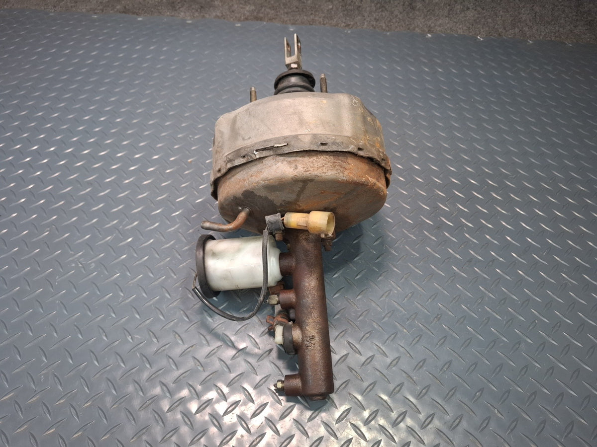 85-88 Toyota Cressida MX73 Brake Master Cylinder Booster Fluid Reservoir OEM