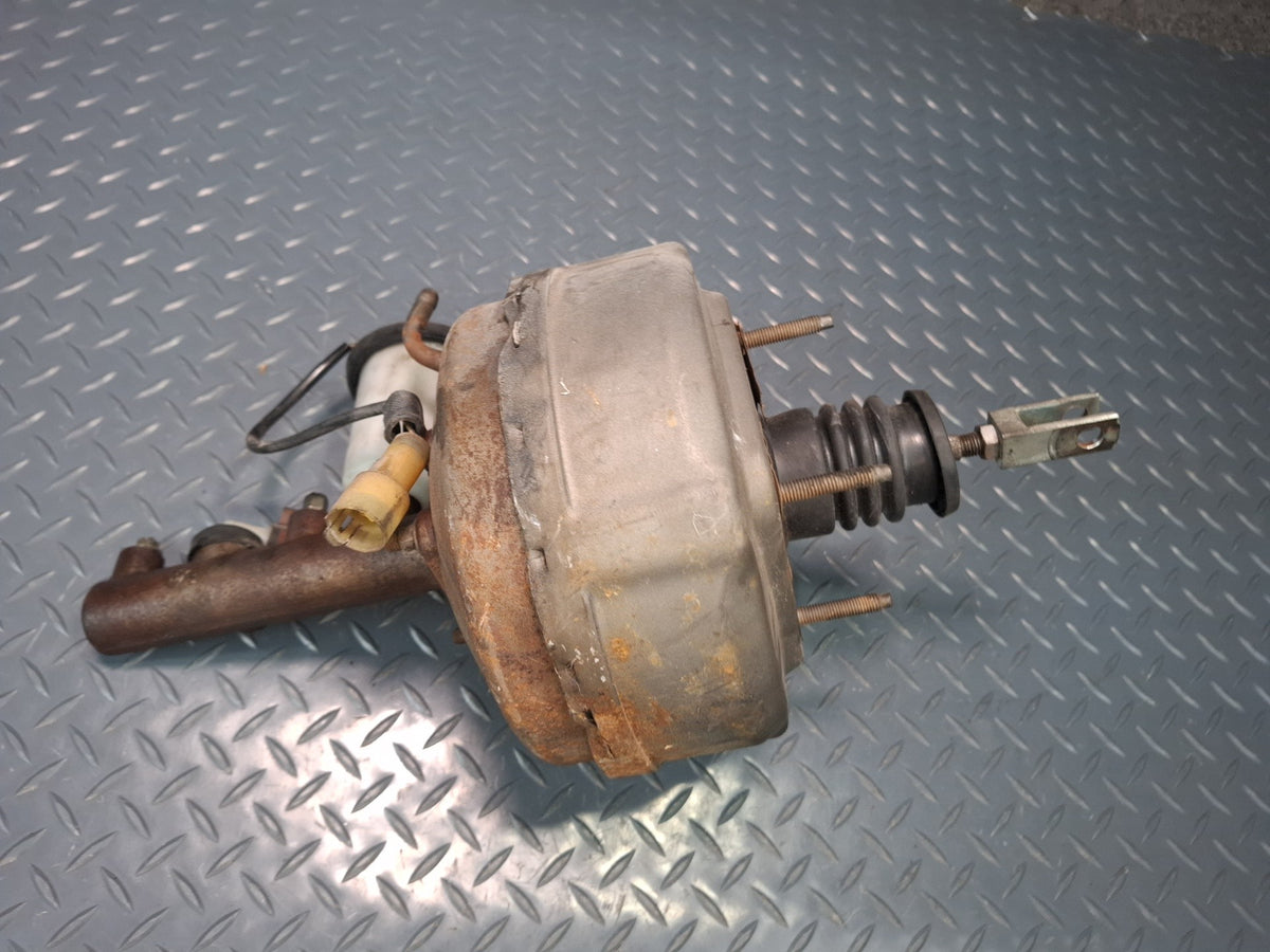 85-88 Toyota Cressida MX73 Brake Master Cylinder Booster Fluid Reservoir OEM
