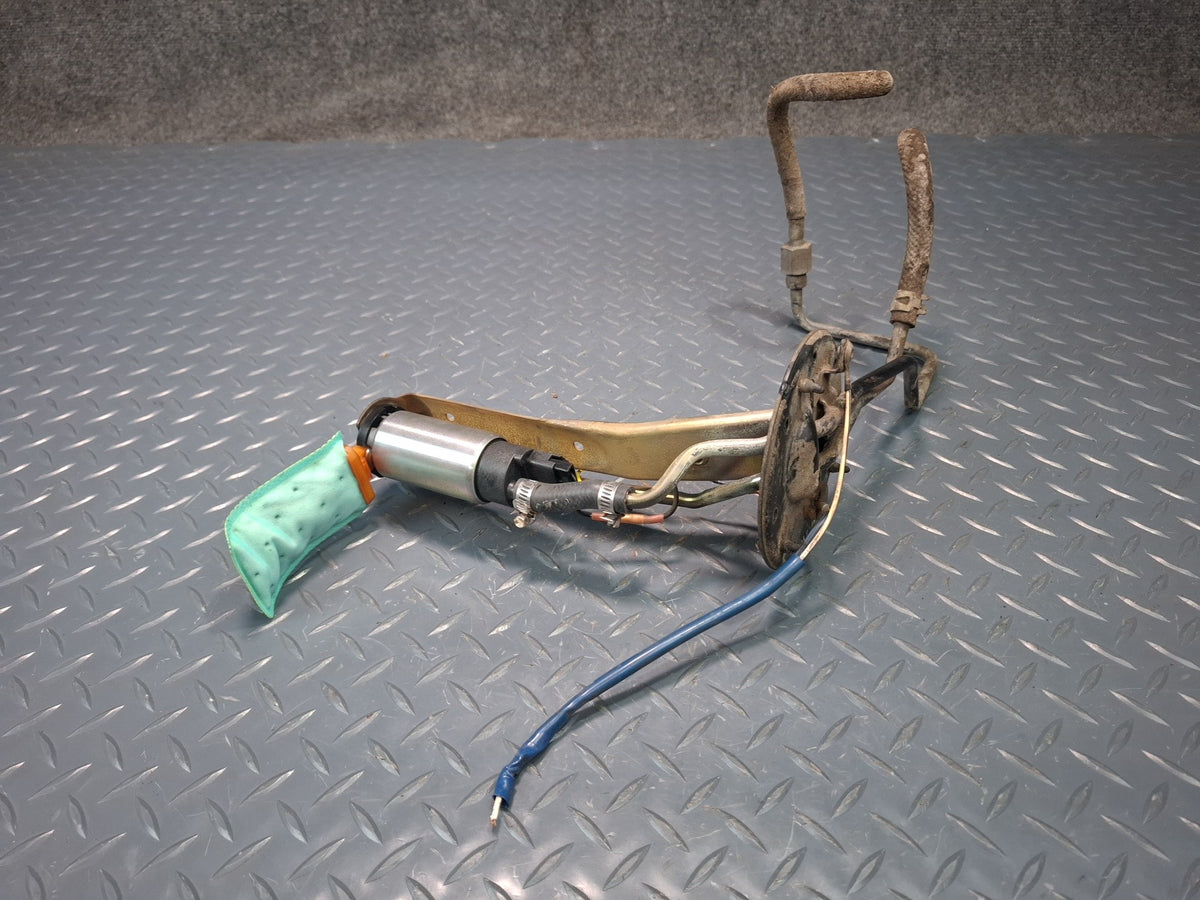 85-86 Toyota Cressida MX73 Engine Fuel Gas Pump Assembly w Hose OEM