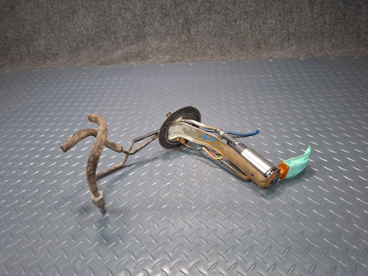 85-86 Toyota Cressida MX73 Engine Fuel Gas Pump Assembly w Hose OEM