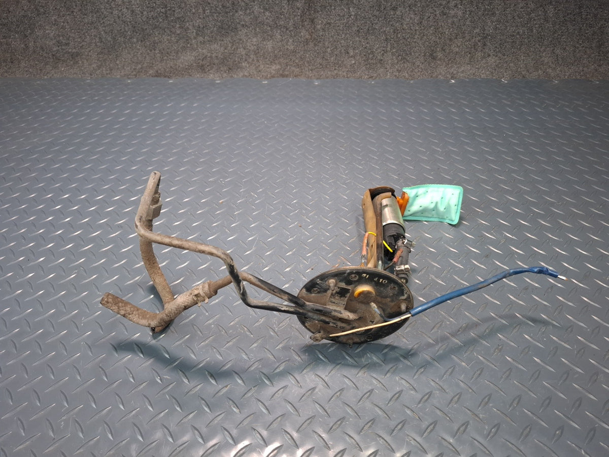 85-86 Toyota Cressida MX73 Engine Fuel Gas Pump Assembly w Hose OEM