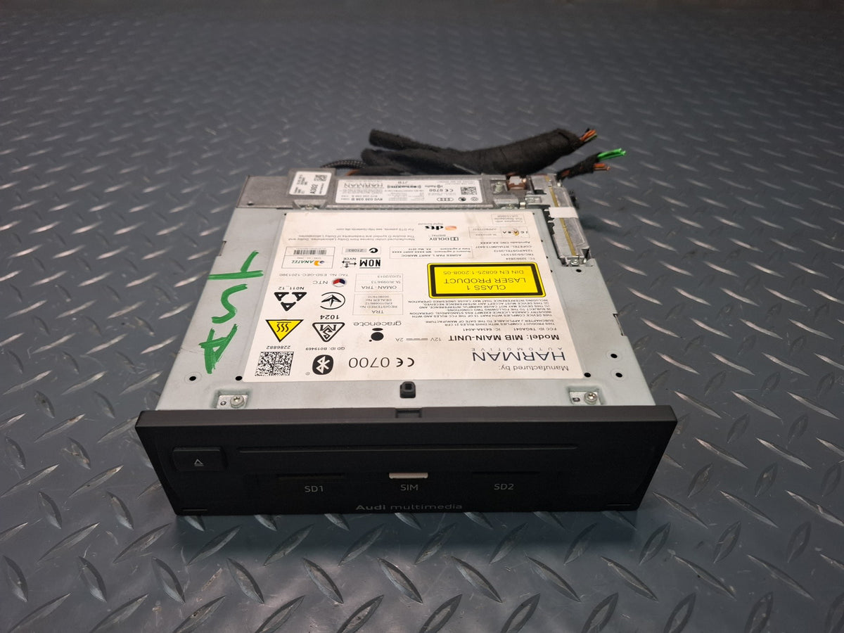 15-16 Audi 8VS S3 GPS Navigation Multimedia MMI Card Reader CD Player 8V0035038B
