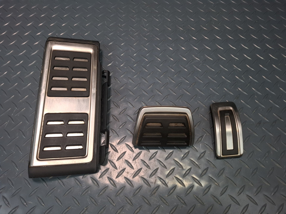 15-17 Audi 8VS S3 Set of 3 Dead Pedal Foot  Rest Brake Clutch Pedal Pad OEM