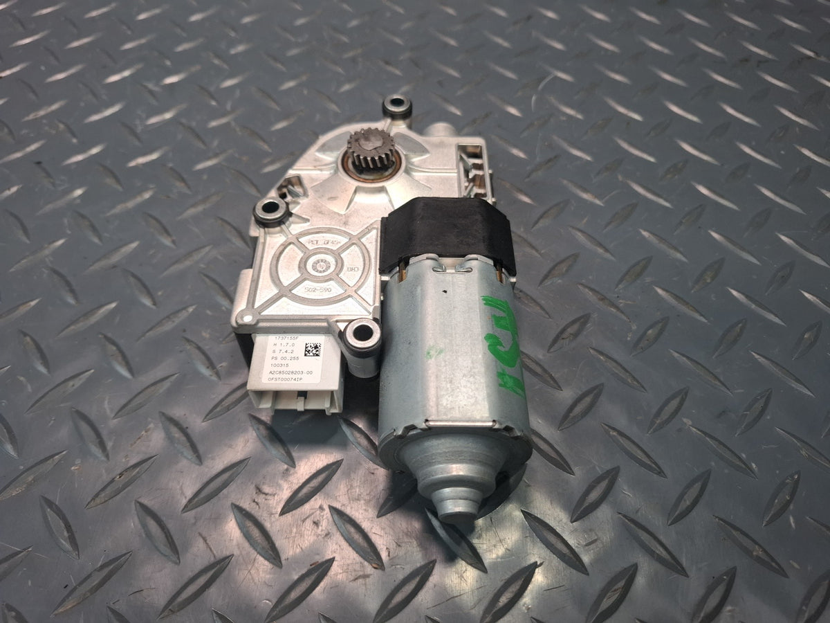 15-20 Audi A3 S3 8VS Sunroof Motor Sun Roof Window Motor 8V3959591A OEM