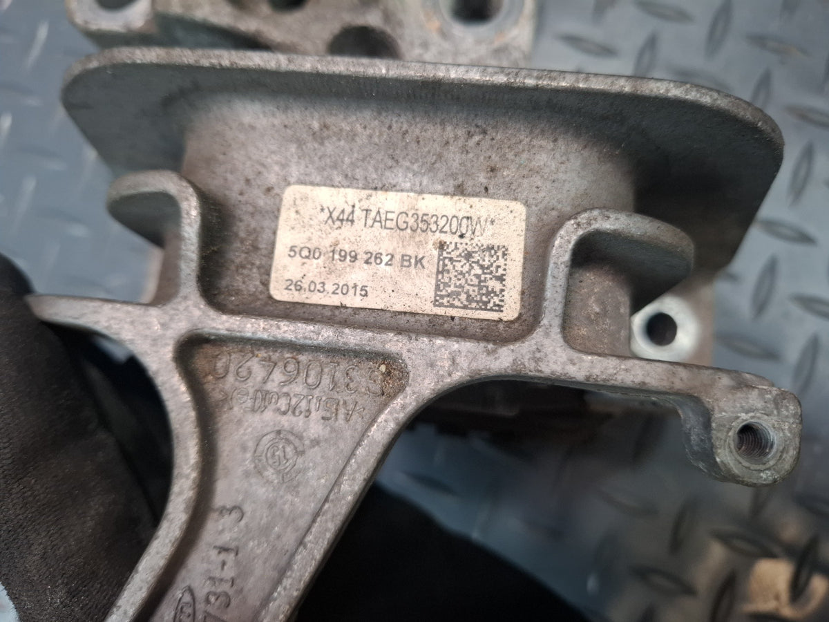 15-20 Audi S3 8VS Front Right Engine Motor Mount 5Q0199262BK OEM