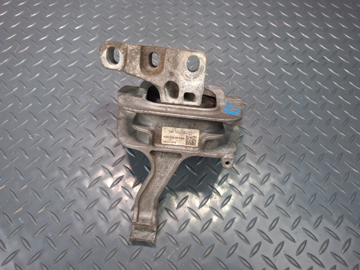 15-20 Audi S3 8VS Front Right Engine Motor Mount 5Q0199262BK OEM