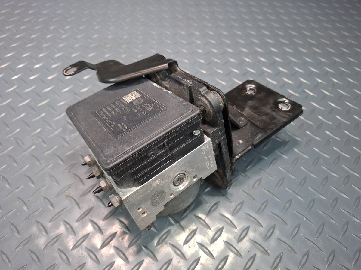 15-16 Audi S3 8VS ABS Anti Lock Brake Pump Control Module 3Q0907379Q OEM