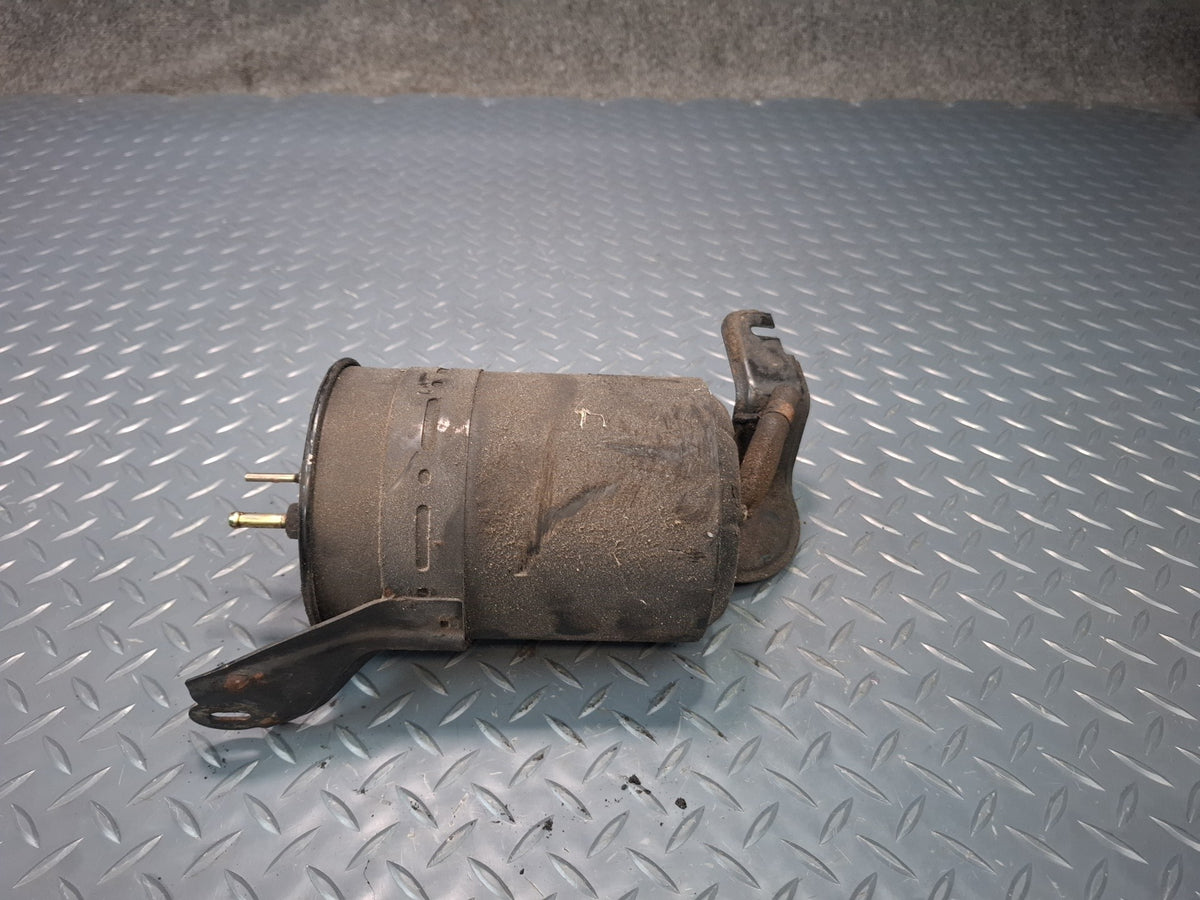 84-88 Toyota Cressida MX73 Fuel Evap Vapor Charcoal Canister 77740-22260 OEM