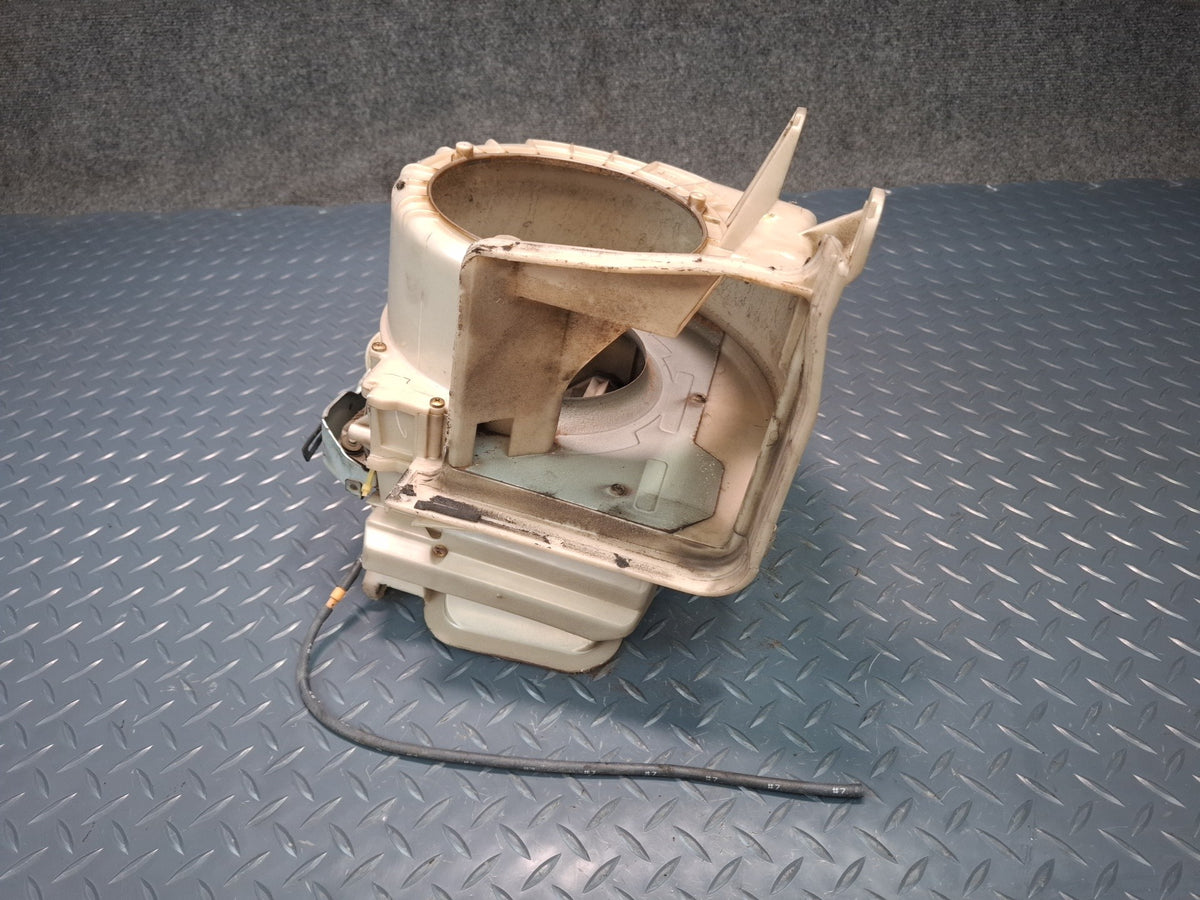 84-86 Toyota Cressida MX73 Hvac A/C Heater Blower Motor Fan Housing Box OEM