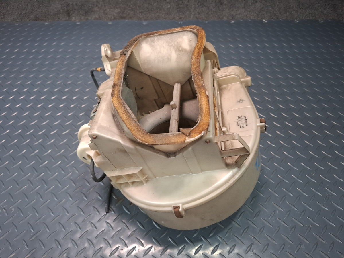 84-86 Toyota Cressida MX73 Hvac A/C Heater Blower Motor Fan Housing Box OEM