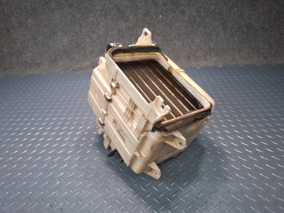 84-86 Toyota Cressida MX73 A/C Air Condition Evaporator Heater Climate Box OEM