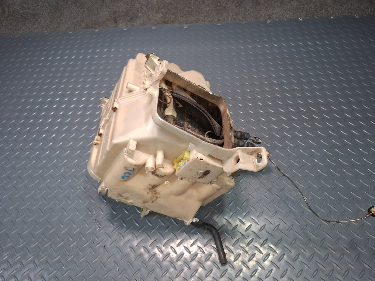 84-86 Toyota Cressida MX73 A/C Air Condition Evaporator Heater Climate Box OEM