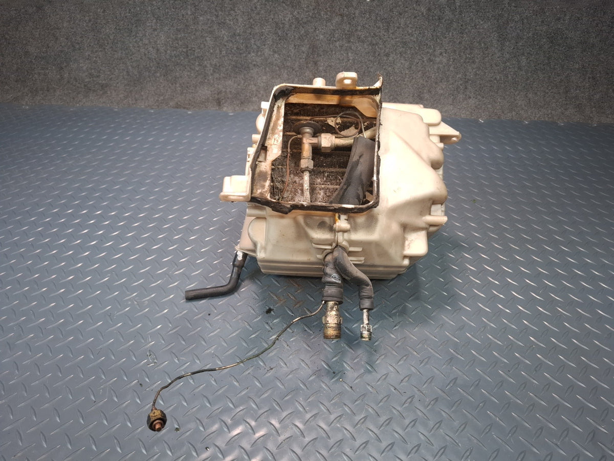 84-86 Toyota Cressida MX73 A/C Air Condition Evaporator Heater Climate Box OEM