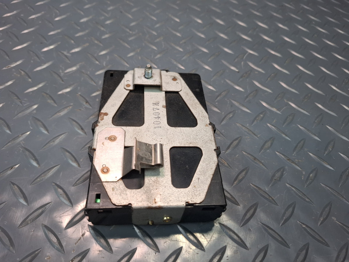 86-88 Toyota Cressida MX73 Speed Cruise Control Module 88240-22110 OEM
