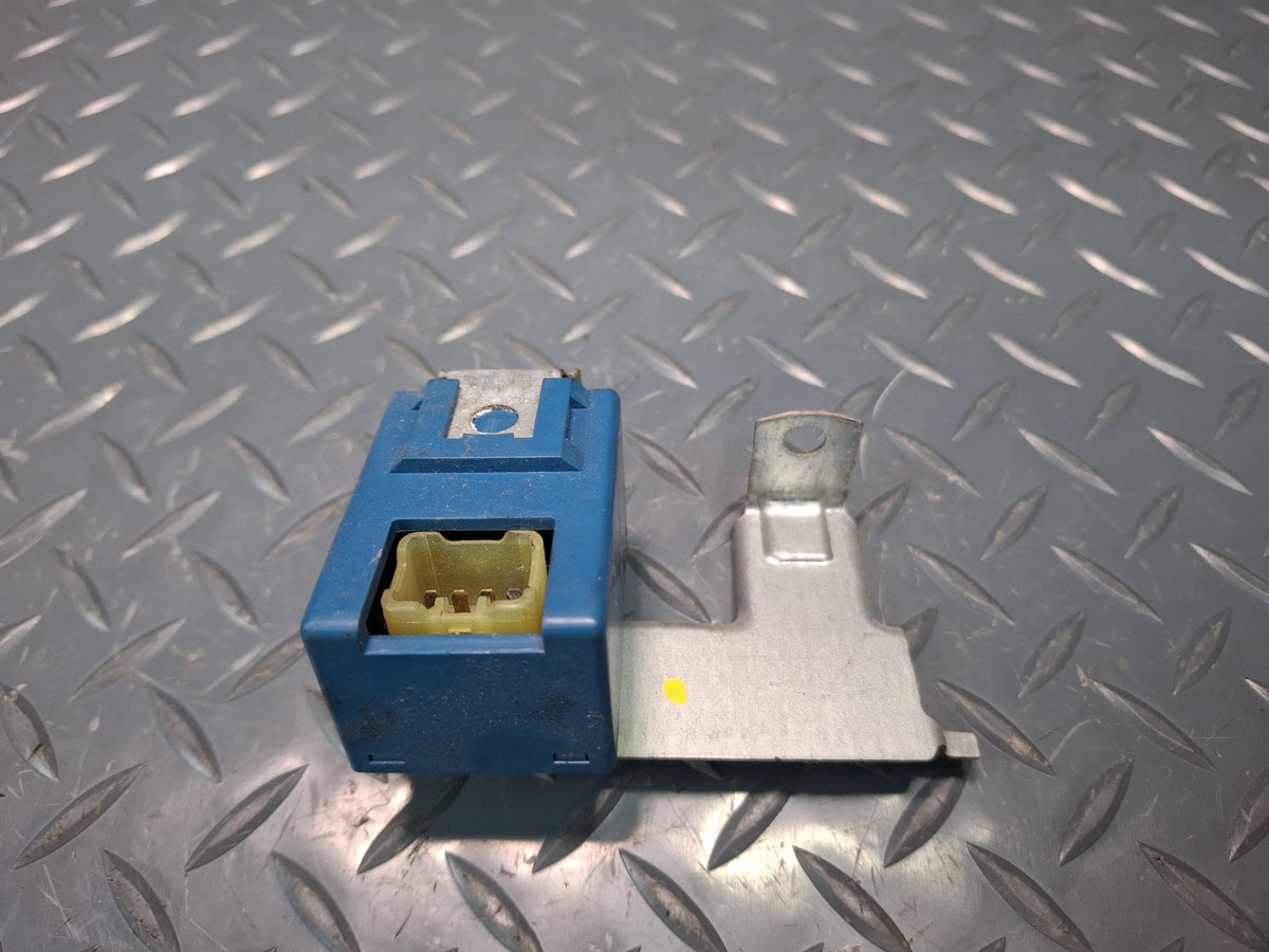 1986 Toyota Cressida MX73 Light Lamp Control Module w Mount Bracket OEM
