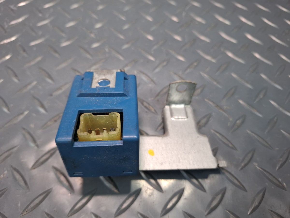 1986 Toyota Cressida MX73 Light Lamp Control Module w Mount Bracket OEM