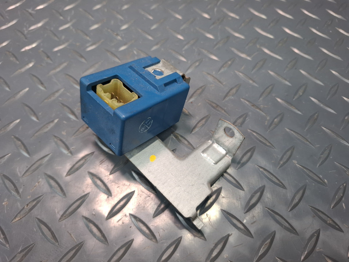 1986 Toyota Cressida MX73 Light Lamp Control Module w Mount Bracket OEM