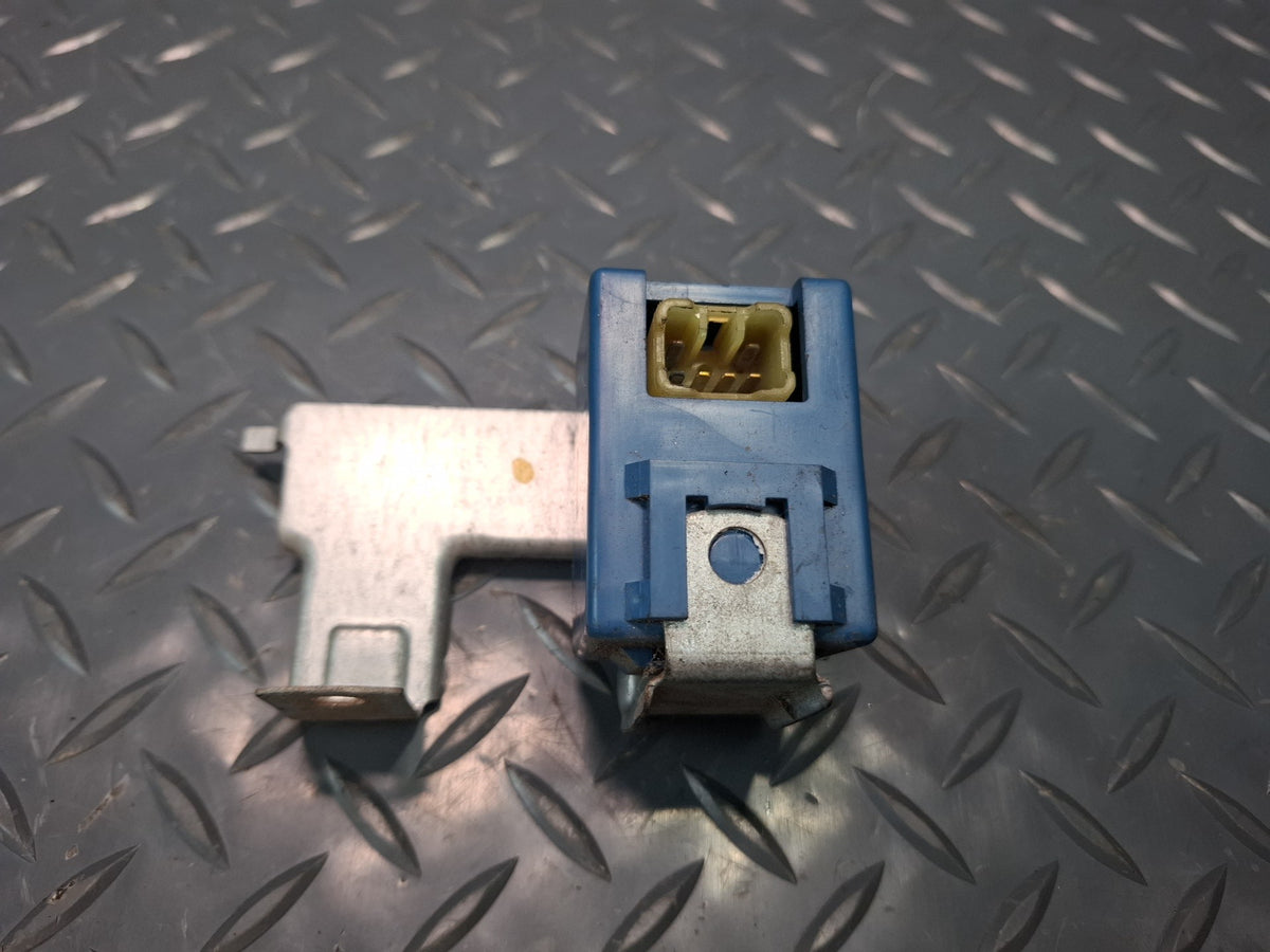 1986 Toyota Cressida MX73 Light Lamp Control Module w Mount Bracket OEM