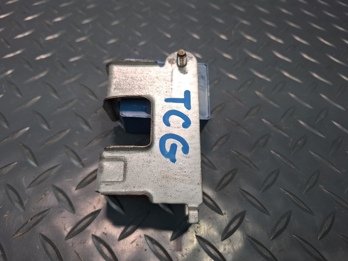1986 Toyota Cressida MX73 Light Lamp Control Module w Mount Bracket OEM