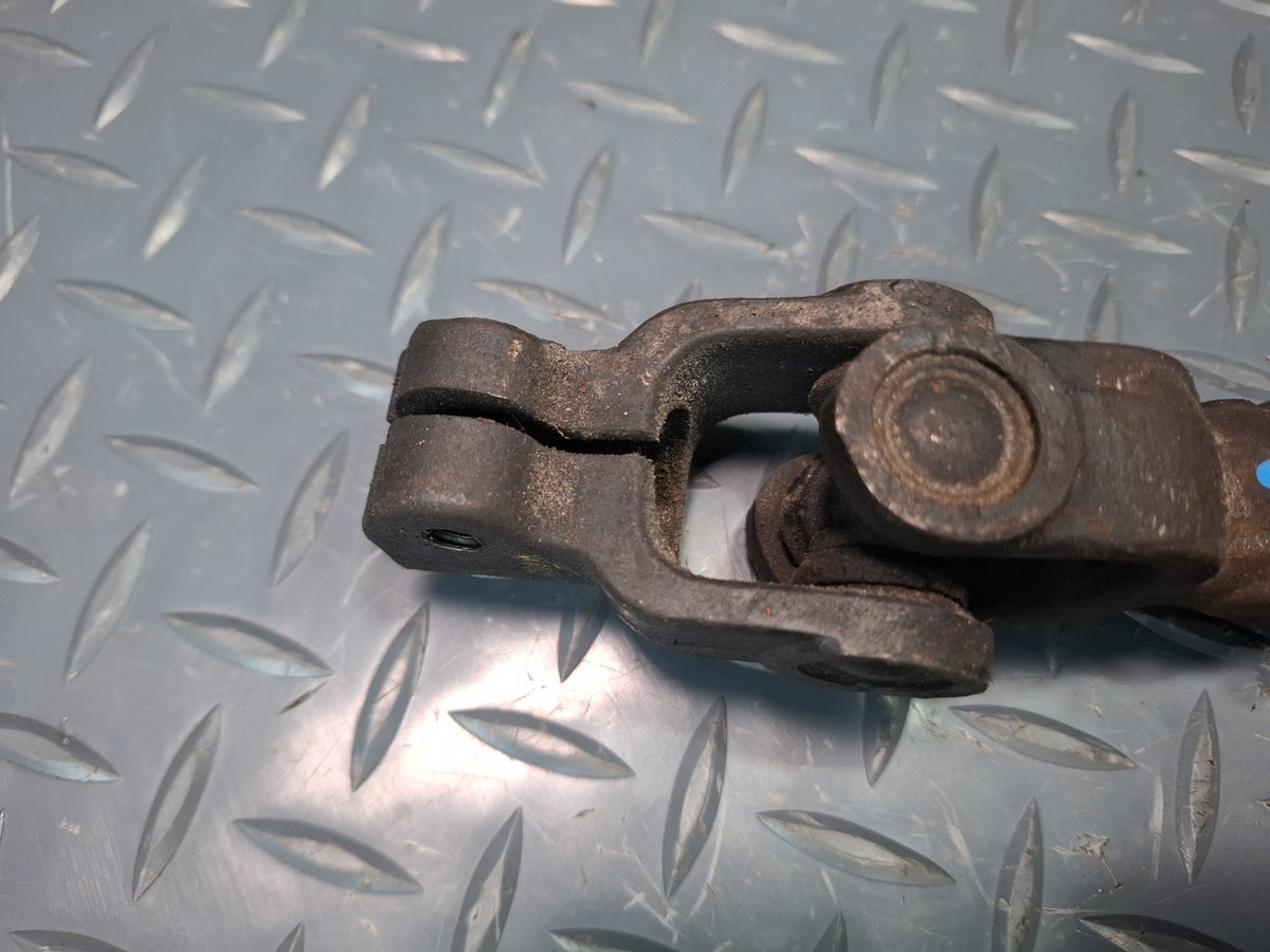 85-88 Toyota Cressida MX73 Steering Column U Joint Linkage Shaft OEM