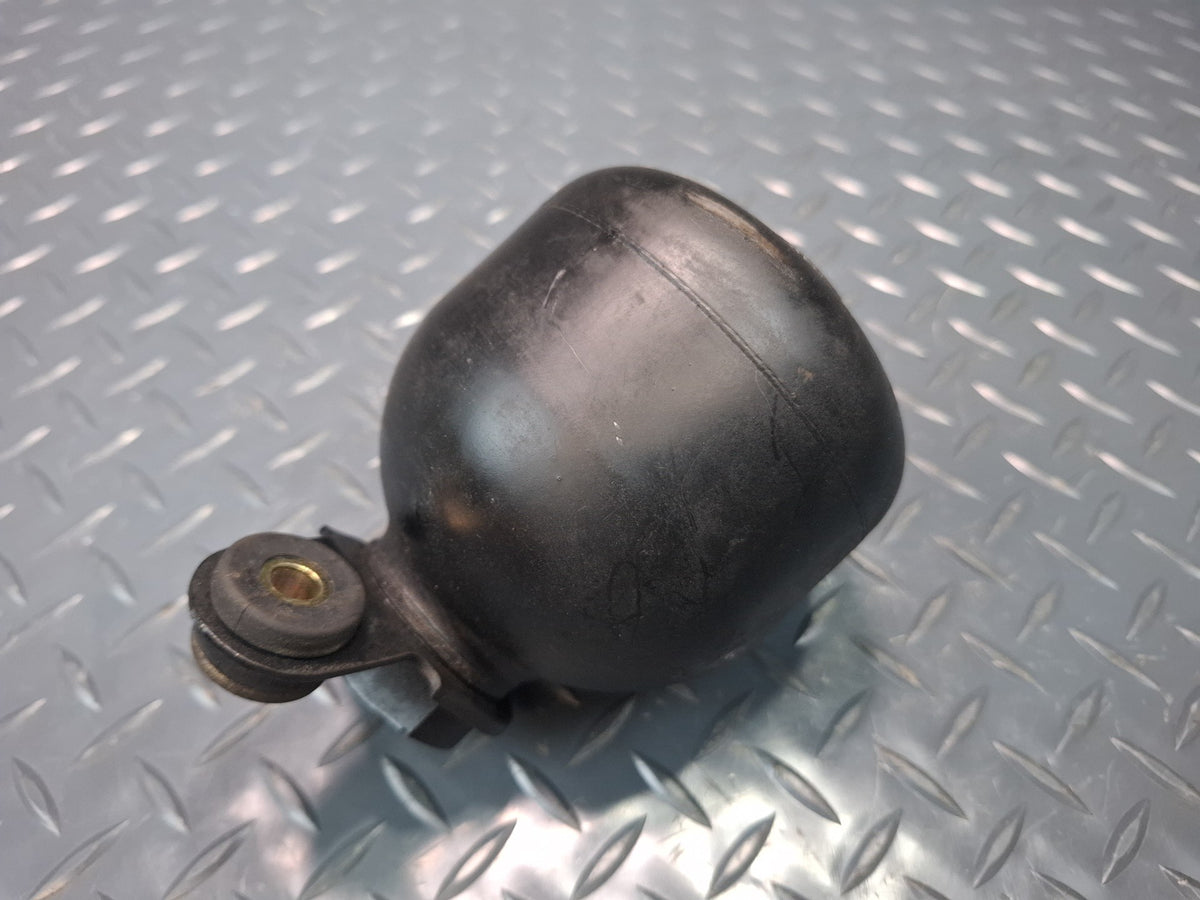 1994-1997 BMW E31 840Ci Brake Pressure Vacuum Accumulator 1162056