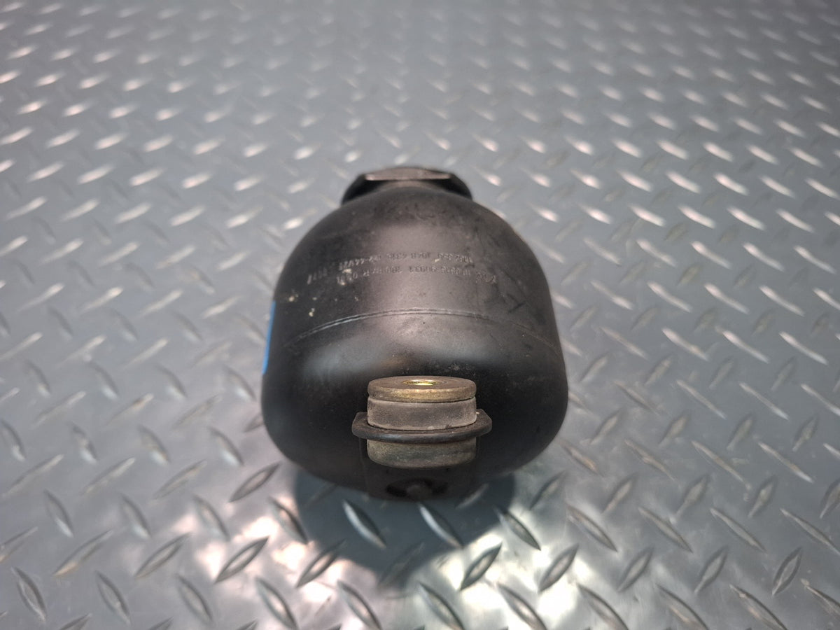 1994-1997 BMW E31 840Ci Brake Pressure Vacuum Accumulator 1162056