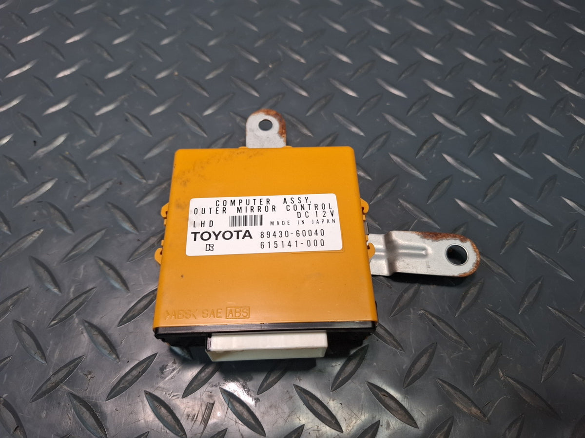 2003-2007 Lexus UZJ100L LX470 Outer Mirror Memory Control Module 89430-60040