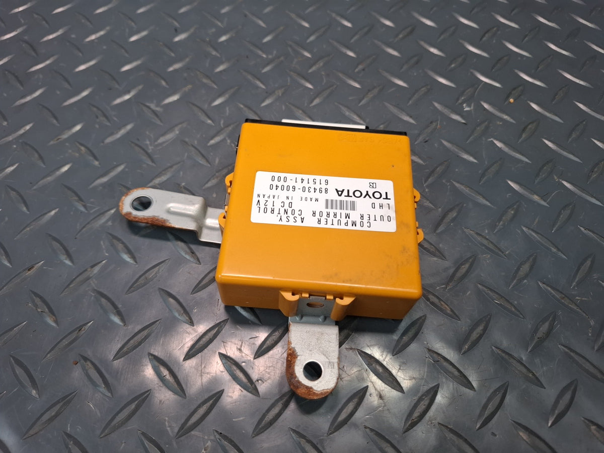 2003-2007 Lexus UZJ100L LX470 Outer Mirror Memory Control Module 89430-60040