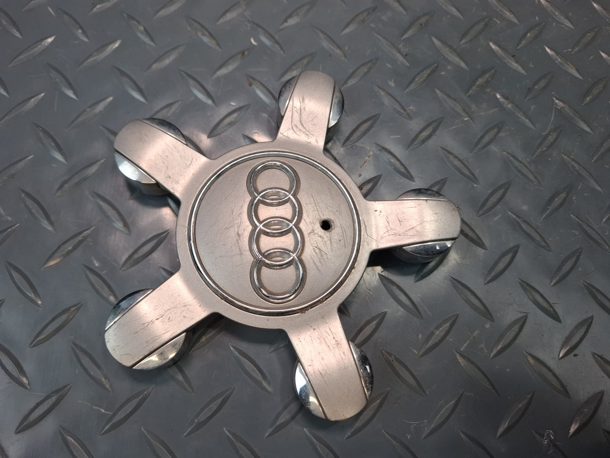 09-20 Audi A3 S3 8VS Set of 4 Wheel Hub Center Cap Cover 8R0601165 OEM