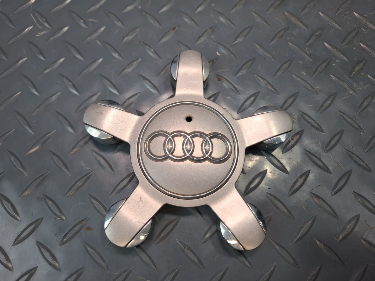 09-20 Audi A3 S3 8VS Set of 4 Wheel Hub Center Cap Cover 8R0601165 OEM