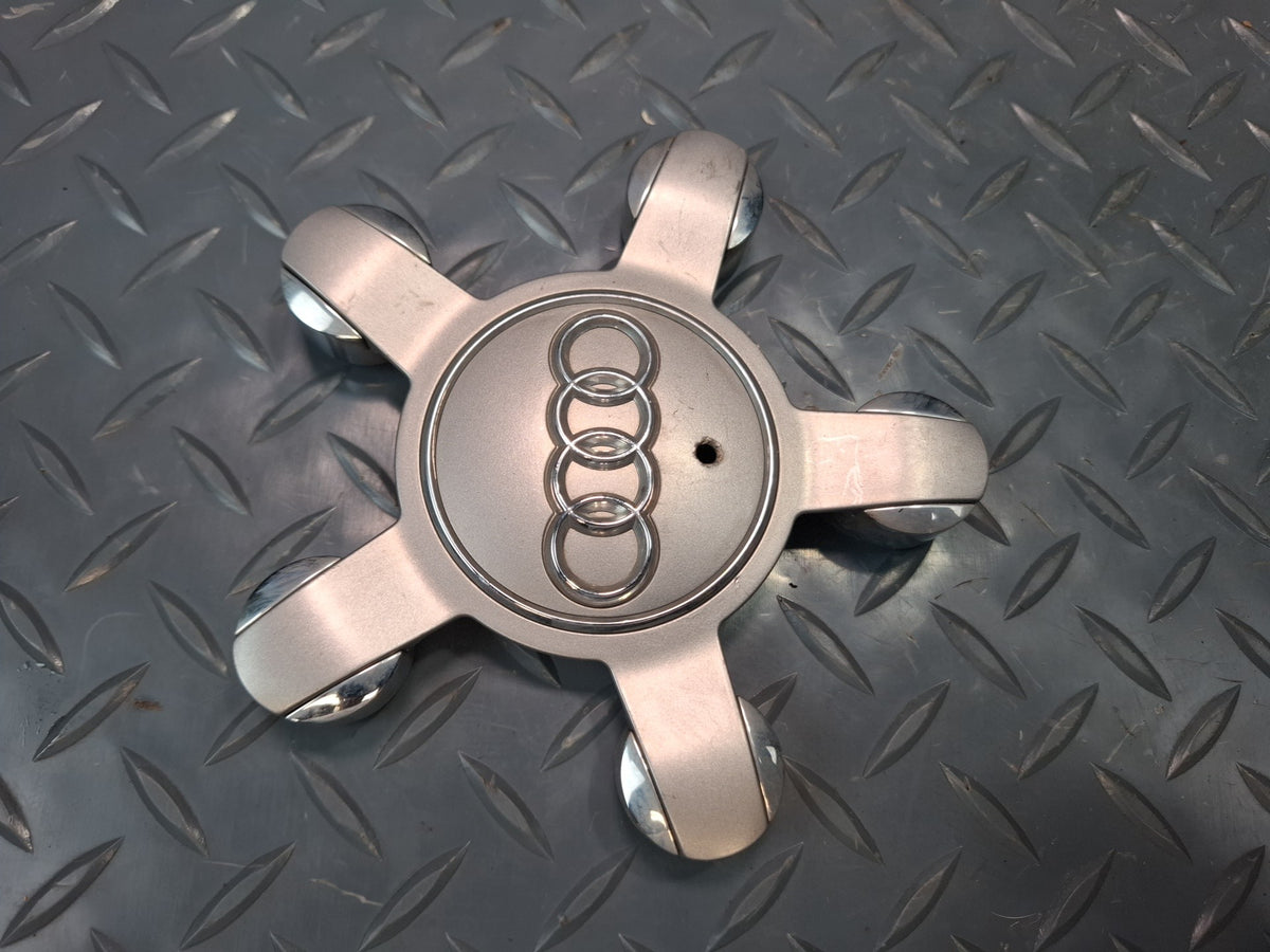09-20 Audi A3 S3 8VS Set of 4 Wheel Hub Center Cap Cover 8R0601165 OEM