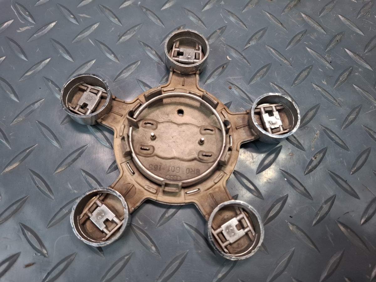 09-20 Audi A3 S3 8VS Set of 4 Wheel Hub Center Cap Cover 8R0601165 OEM