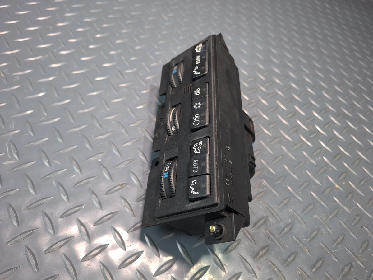 1994-1997 BMW E31 840Ci A/C Heater Climate Control Switch Panel 1392089