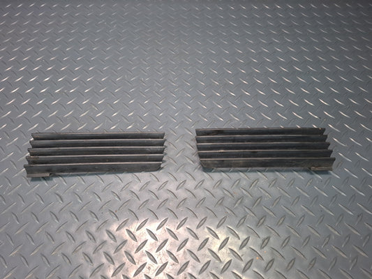 1994-1997 BMW E31 840Ci Front Left & Right Bumper Air Grille Insert Set of 2