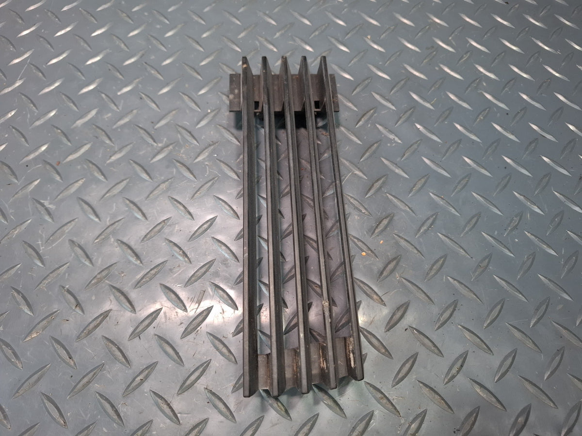 1994-1997 BMW E31 840Ci Front Left & Right Bumper Air Grille Insert Set of 2