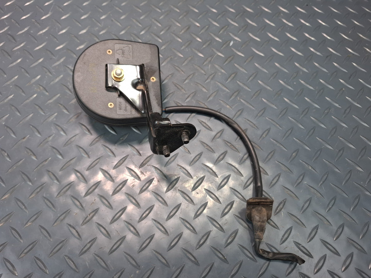 1994-1997 BMW E31 840Ci Anti Theft Alarm Horn Siren 8368267
