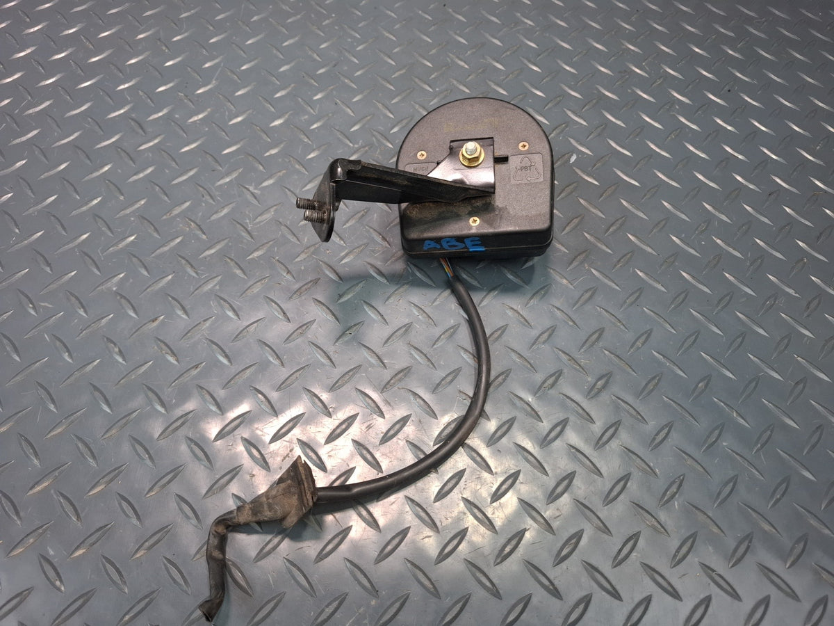 1994-1997 BMW E31 840Ci Anti Theft Alarm Horn Siren 8368267