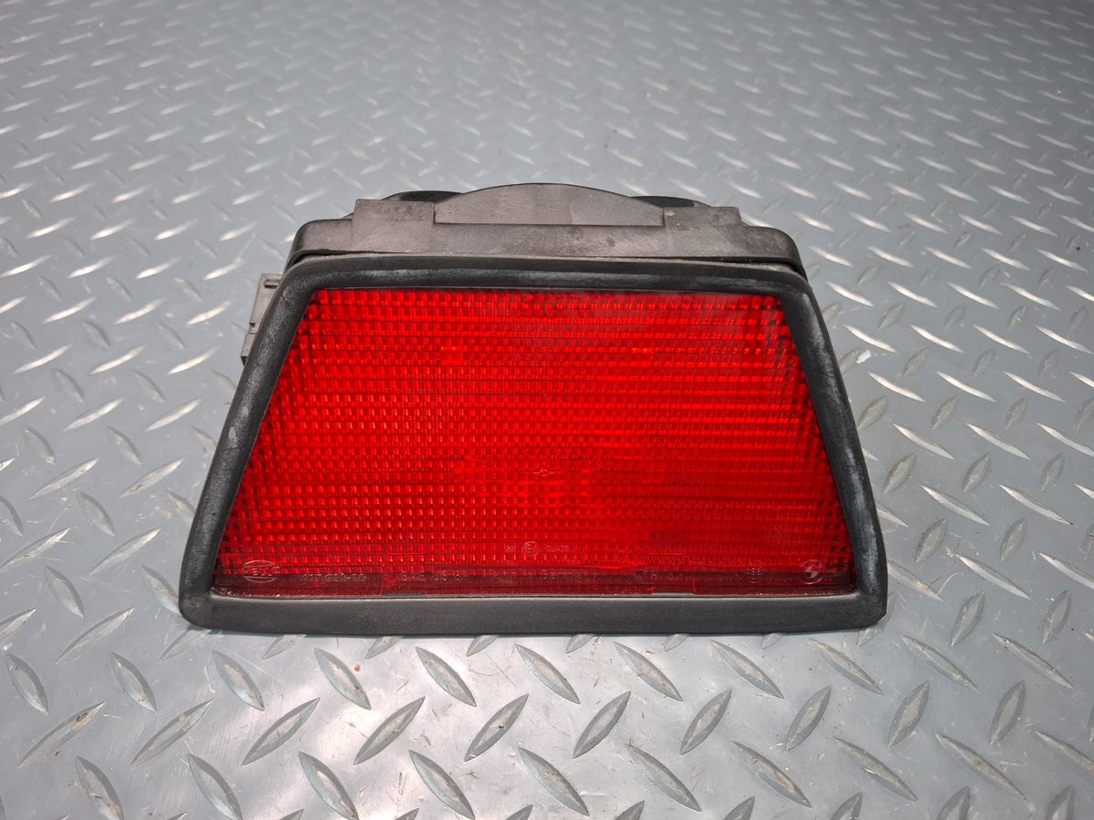 1994-1997 BMW E31 840Ci Rear Center Third 3RD Brake Light Lamp 1383186