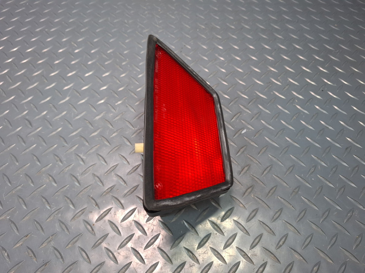1994-1997 BMW E31 840Ci Rear Center Third 3RD Brake Light Lamp 1383186