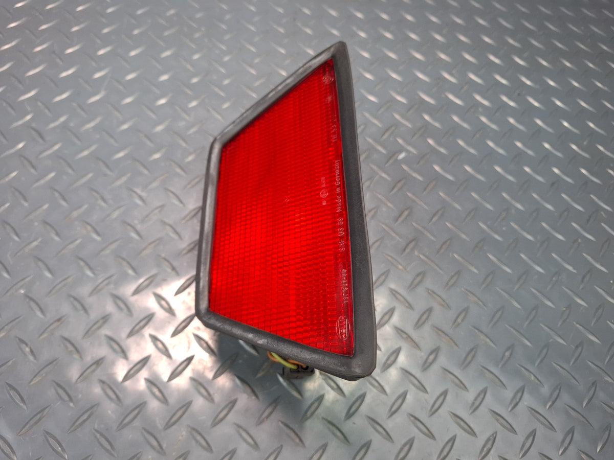 1994-1997 BMW E31 840Ci Rear Center Third 3RD Brake Light Lamp 1383186
