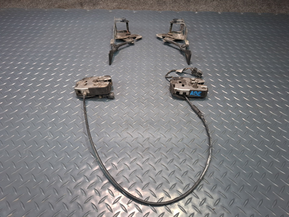 1994-1997 BMW E31 840Ci Front Left & Right Hood Lock Latch Catch Set
